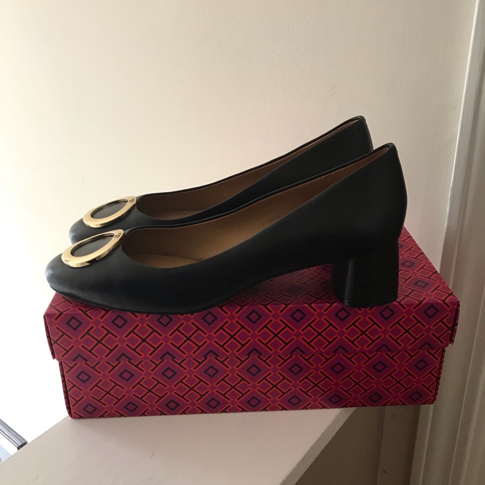 Tory Burch Caterina Black Leather 2” heel Pumps